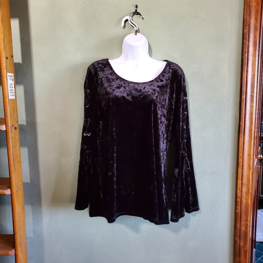 Black Velour Long Sleeve Holiday Top